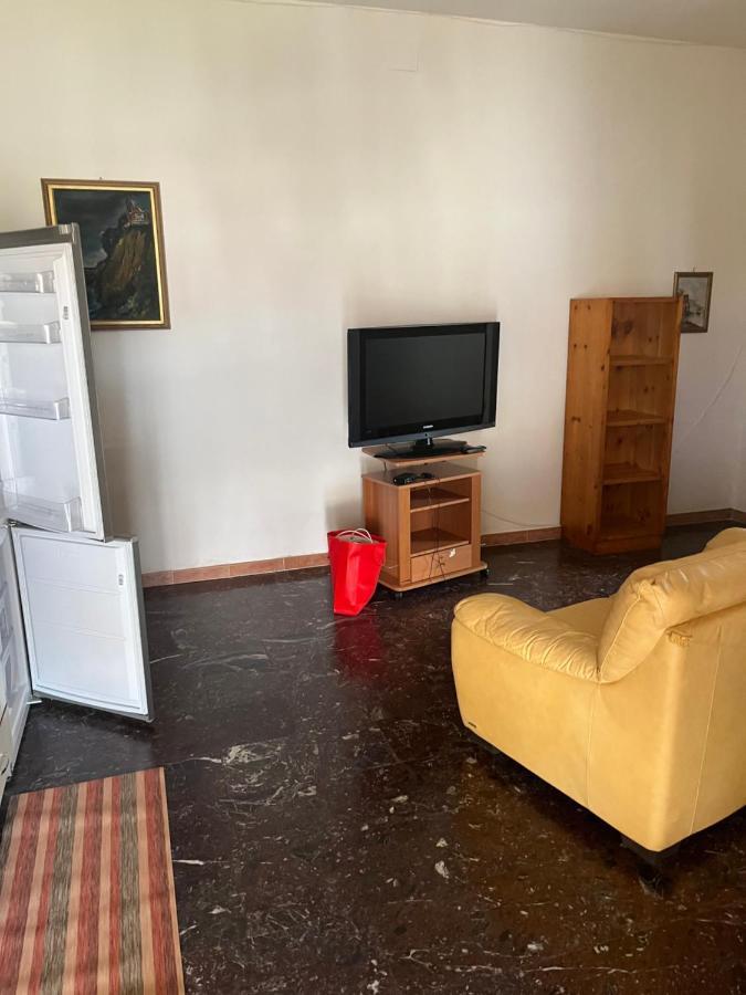 Appartamento Πέστουμ Εξωτερικό φωτογραφία